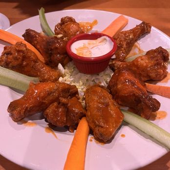 Maderas Steak & Ribs - As an appetizer wings well cooked! - Barbeque Near Me - Los Alamitos, California Maderas Steak & Ribs - As an appetizer wings well cooked! - Barbeque Near Me - Los Alamitos, California
