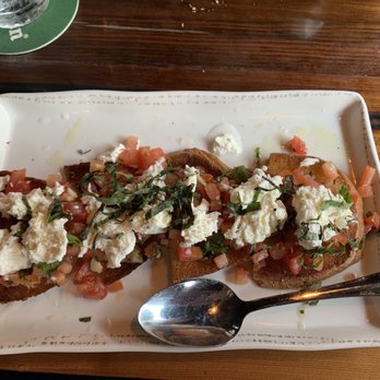 750 Cucina Rustica - Bruschetta - Italian Near Me - Cary, Illinois