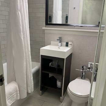 Hilton Boston Park Plaza - Sink and Toilet - Hotels Near Me - Boston, Massachusetts Hilton Boston Park Plaza - Sink and Toilet - Hotels Near Me - Boston, Massachusetts