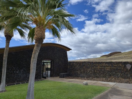 Puʻukoholā Heiau National Historic Site by null