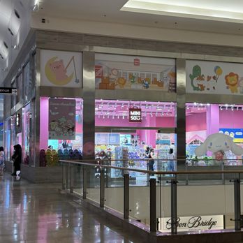 Miniso - Huge Miniso!  Fashion Show Las Vegas - Discount Store Near Me - Las Vegas, Nevada
