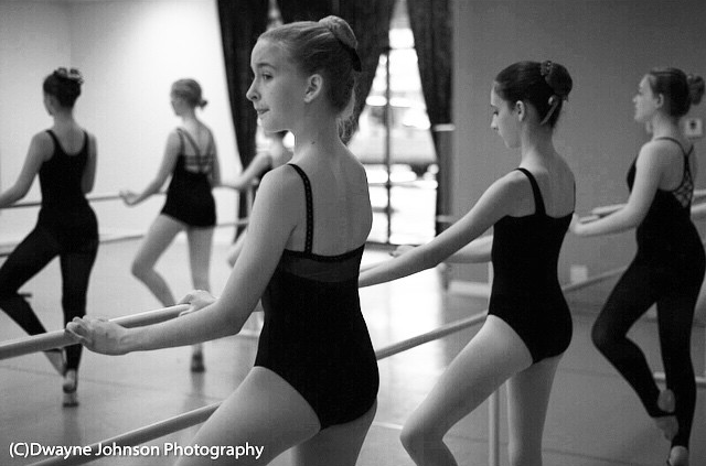 Royal School of Ballet Logo