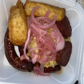 Mofongo Cafe - Mangu con queso frito, salami y longaniza - Dominican Near Me - Nashville, Tennessee