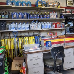 Johnny's Getty Service Station