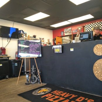 Heavy D's Pizzaria - pizza in a garage, yay - Pizza Near Me - Oklahoma City, Oklahoma