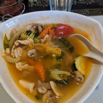 Rum Thai Bistro - Thai Near Me - Lincoln, California