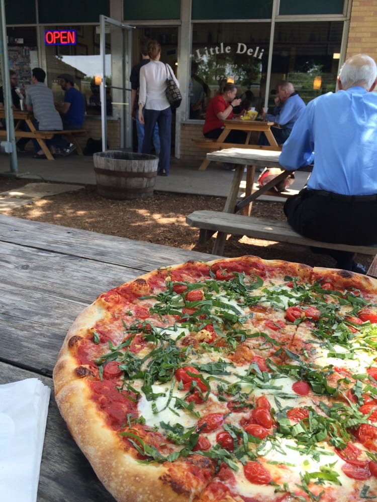 Little Deli & Pizzeria