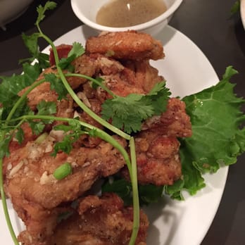 Phnom Penh - 1/2 order of the butter wings - Cambodian Near Me - Vancouver, British Columbia