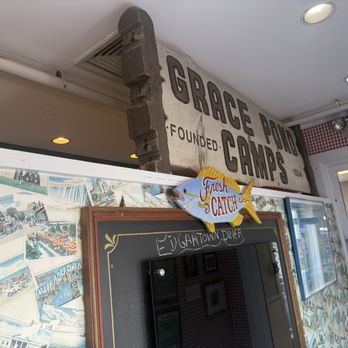 Edgartown Diner - Breakfast & Brunch Near Me - Edgartown, Massachusetts