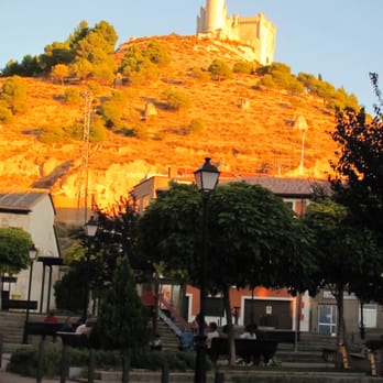 Castillo de Peñafiel - Local Flavor Near Me