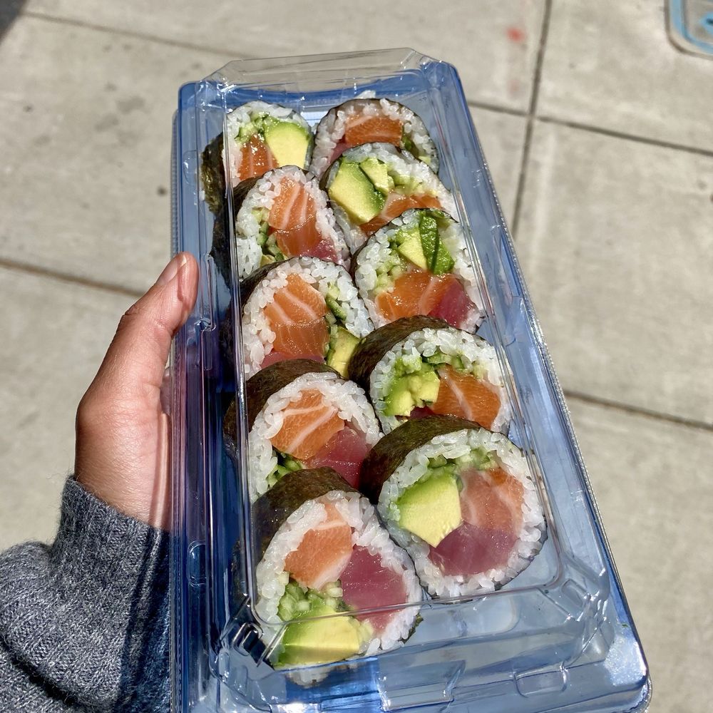 Sun Sun Sushi Shop - Duet Roll - Sushi Bars Near Me - Berkeley, California