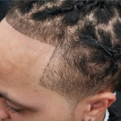 Roc's Clippers Cuts & Curls - Shape Ups