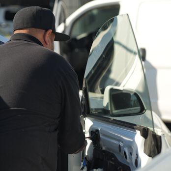 JD Auto Glass - Auto Glass Services Near Me - Gardena, California