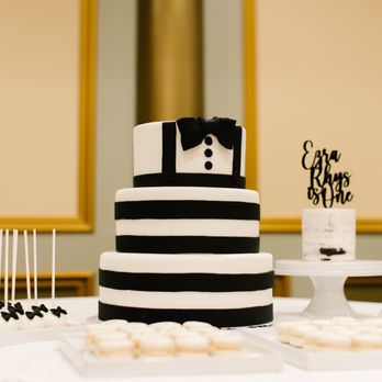 La Vie Douce Design - First Birthday Chocolate with Coffee Buttercream Cake - Tyler Vu Photography - Desserts Near Me - San Leandro, California La Vie Douce Design - First Birthday Chocolate with Coffee Buttercream Cake - Tyler Vu Photography - Desserts Near Me - San Leandro, California
