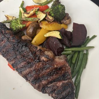 The Keg Steakhouse + Bar - New York Striploin and Vegetables - Steakhouses Near Me - Toronto, Ontario