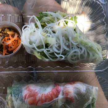 Pho Daily - Spring Rolls that fall apart & very fishy :( Gross!!!!!! - Vietnamese Near Me - Gardena, California