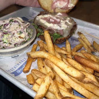 Pacific Catch - WestCoast Wagyu Cheeseburger - Seafood Near Me - Walnut Creek, California Pacific Catch - WestCoast Wagyu Cheeseburger - Seafood Near Me - Walnut Creek, California