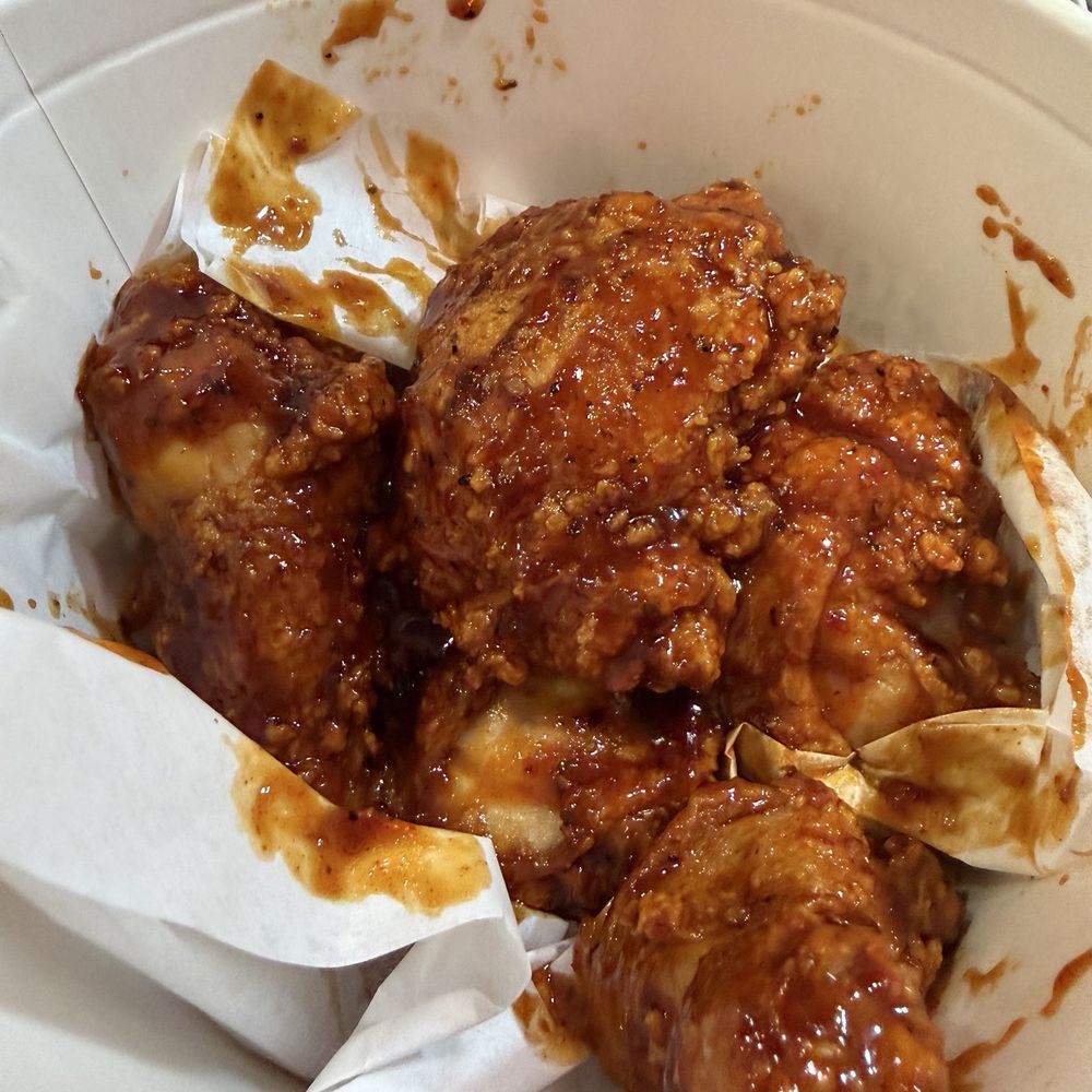 Jollibee - KATSEYE Special: 10pc KBBQ Fried Chicken Bucket - Fast Food Near Me - Hayward, California Jollibee - KATSEYE Special: 10pc KBBQ Fried Chicken Bucket - Fast Food Near Me - Hayward, California