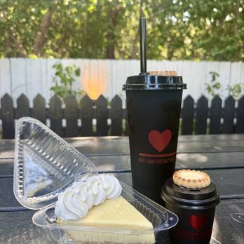 Blond Giraffe Key Lime Pie Factory - Slice, limeade, coffee - Desserts Near Me - Tavernier, Florida Blond Giraffe Key Lime Pie Factory - Slice, limeade, coffee - Desserts Near Me - Tavernier, Florida