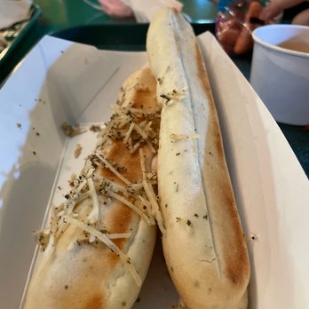 Pizzafari - "Garlic knots" - Pizza Near Me - Lake Buena Vista, Florida