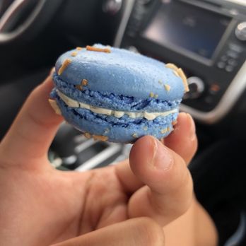 Lady Yum - Macarons Near Me - Seattle, Washington