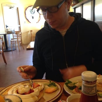 Golden Harvest Cafe - Breakfast & Brunch Near Me - Eureka, California Golden Harvest Cafe - Breakfast & Brunch Near Me - Eureka, California