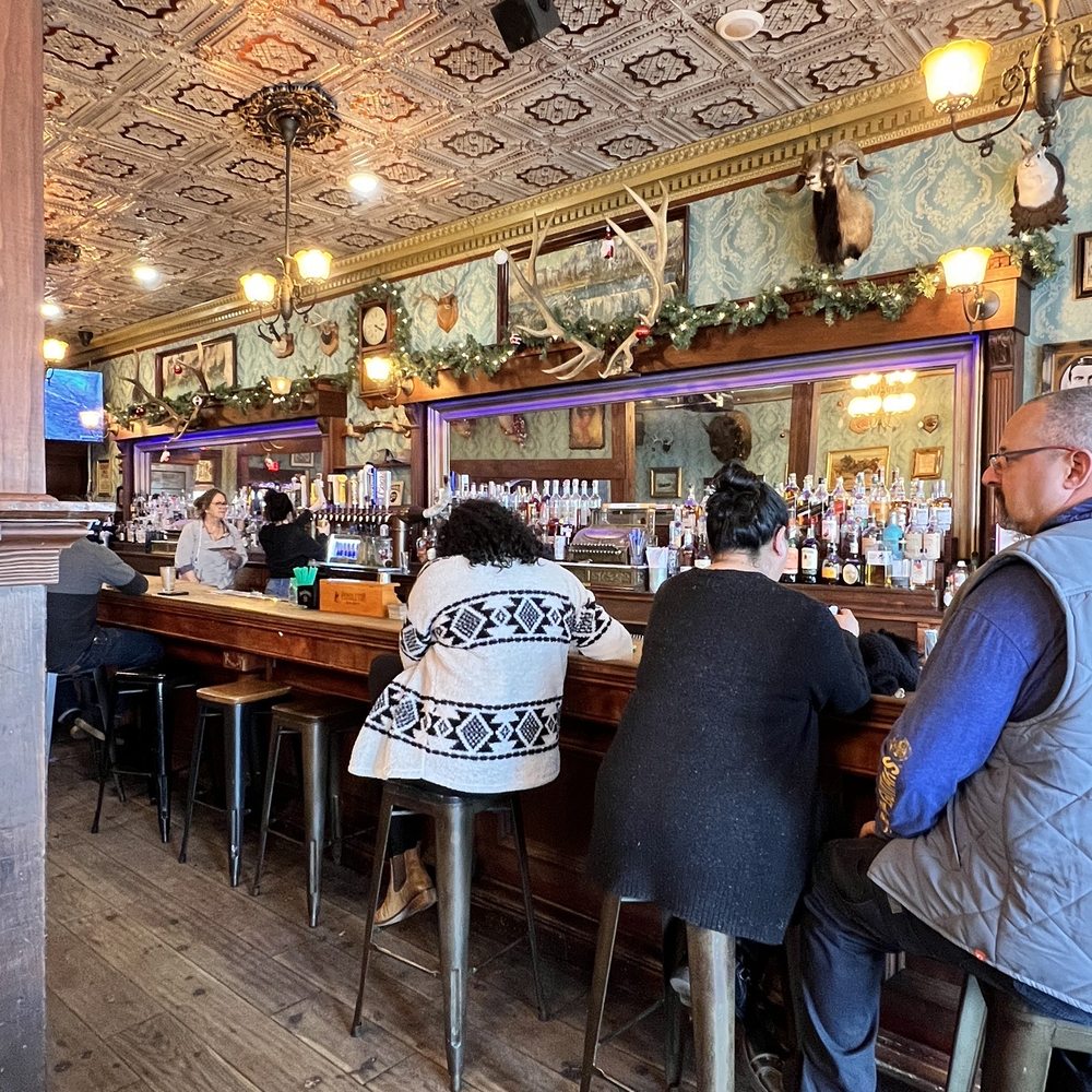 Represa Grill by Chef William Hartzell - Burgers Near Me - Folsom, California Represa Grill by Chef William Hartzell - Burgers Near Me - Folsom, California