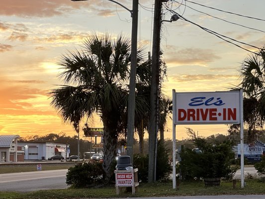 El's Drive-In by null
