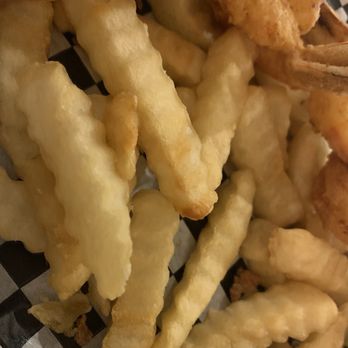Kravers Seafood Mobile - Undercooked crinkle fries - Seafood Near Me - Mobile, Alabama Kravers Seafood Mobile - Undercooked crinkle fries - Seafood Near Me - Mobile, Alabama