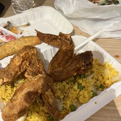 Golden City III - Chicken Wings (4) Chicken Fried Rice