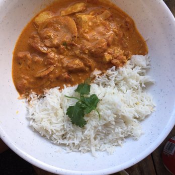Cafe Des Amis - Shrimp curry - Mediterranean Near Me - Paia, Hawaii