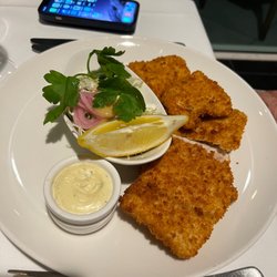 Omeros Bros Seafood Restaurant - Barramundi Fish with "breaded" preparation.