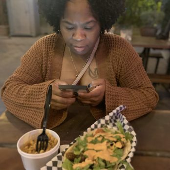 Arlo's Junior - No way she is eating all of this - Burgers Near Me - Austin, Texas