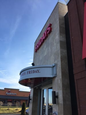 TGI Fridays by null