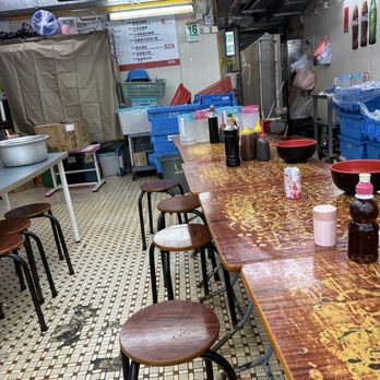 四季煲仔飯 - The dining area - Cantonese Near Me - Hong Kong, HK
