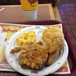 Bojangles'famous Chicken & Biscuits