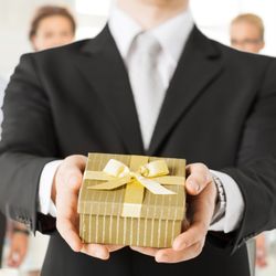 Times Argentina - Regalos Empresariales y Regalos Empresarios en Argentina - Venta Relojes con su Logo Corporativo para un regalo VIP