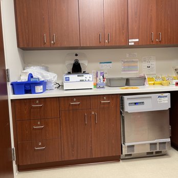 Northwestern Medicine Immediate Care - Lab room. - Urgent Care Near Me - Evanston, Illinois Northwestern Medicine Immediate Care - Lab room. - Urgent Care Near Me - Evanston, Illinois