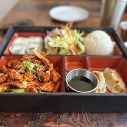 Mikko Sushi - Spicy Chicken Breast Bento Box