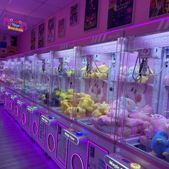 Magic Claw - Toy Stores Near Me - Las Vegas, Nevada