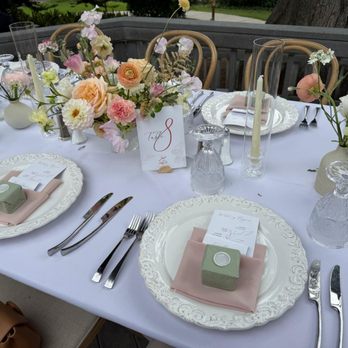 Eveni Floral Design - Floral Designers Near Me - Diamond Bar, California Eveni Floral Design - Floral Designers Near Me - Diamond Bar, California