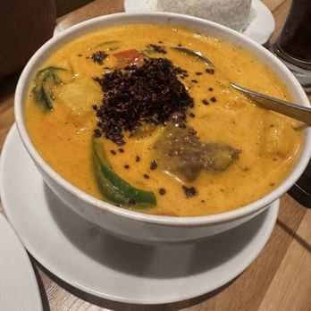 Bangkok Broiler - 35. Yellow Curry - Thai Near Me - Hesperia, California Bangkok Broiler - 35. Yellow Curry - Thai Near Me - Hesperia, California
