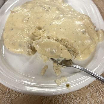 Rosy's Diner - HALF order of biscuits and homemade sausage gravy - Diners Near Me - Escanaba, Michigan