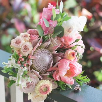 Dellables - Floral Designers Near Me - Kula, Hawaii