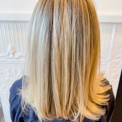 Maison D'Alexandre - Gorgeously lifted blonde highlights!