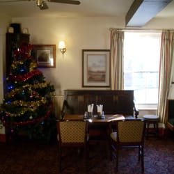 Wynnstay Arms Hotel