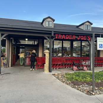 Trader Joe's - Grocery Near Me - Nichols Hills, Oklahoma Trader Joe's - Grocery Near Me - Nichols Hills, Oklahoma