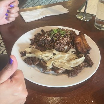 Guavas Cuban Cafe - Vaca Frita - Cuban Near Me - Minneapolis, Minnesota Guavas Cuban Cafe - Vaca Frita - Cuban Near Me - Minneapolis, Minnesota