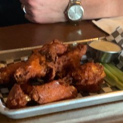 Craft & Gather - Maybe to best ever wings!