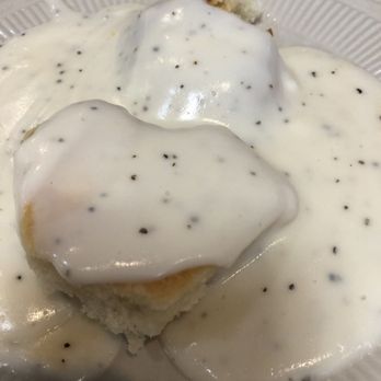 Skillets Family Cafe - a plate of biscuits and gravy - American Near Me - West Plains, Missouri